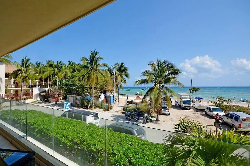 Great Best Location Beach Front Playa del Carmen Apartment
