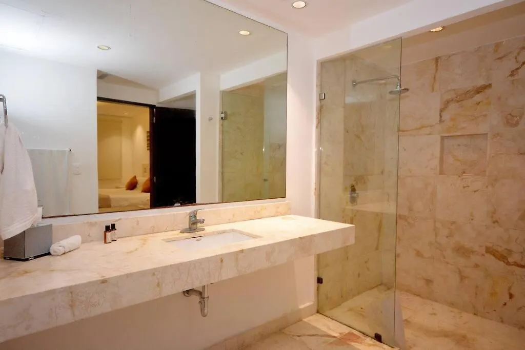 Great Best Location Beach Front Playa del Carmen